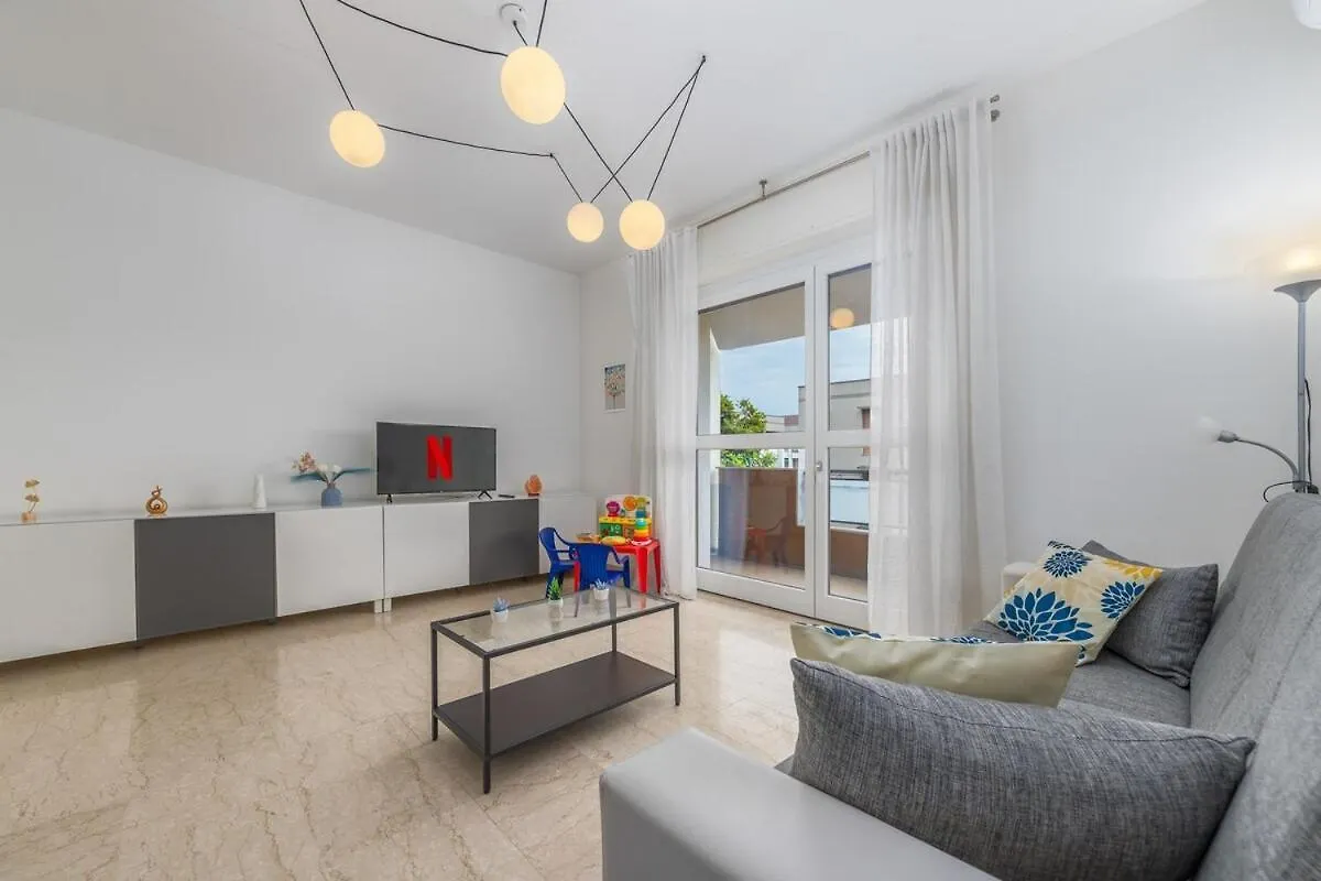 Splendid Xxl Home-2Min From Metro,Comfort Family Milán Apartmán