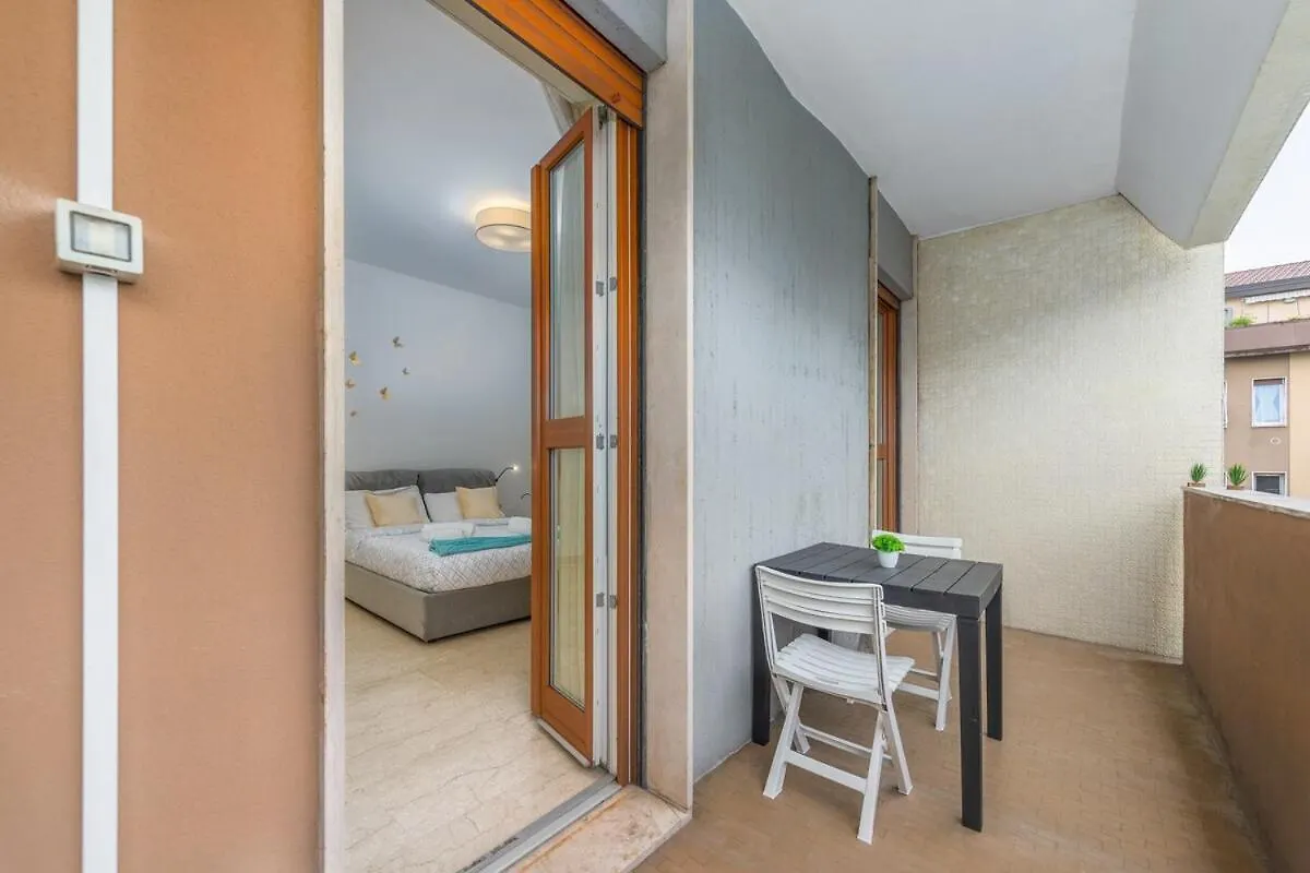 Splendid Xxl Home-2Min From Metro,Comfort Family Milán Itálie